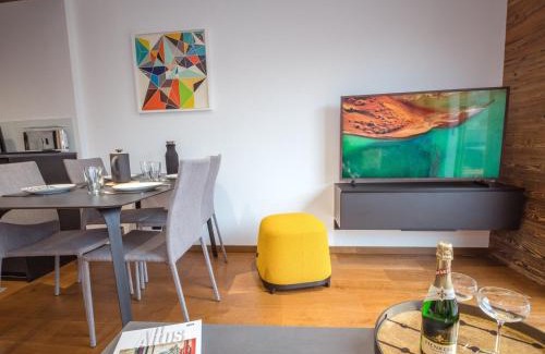 Chamonix City Centre Apartment | Appartement neuf et équipé au centre de Chamonix - FR-1-343-220