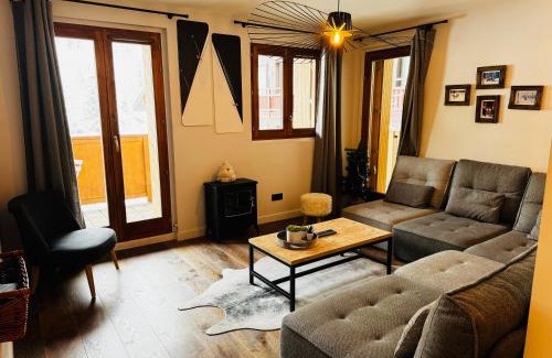Meribel Centre Apartment | Appartement neuf Méribel hyper centre accès pistes