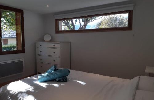 Seez Apartment | Appartement neuf, une chambre avec parking