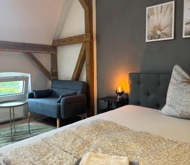 Halle Apartment | Appartement "Nina"im Dachgeschoss, inklusive Parkplatz