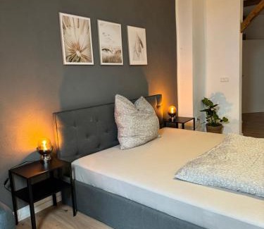 Halle Apartment | Appartement "Nina"im Dachgeschoss, inklusive Parkplatz