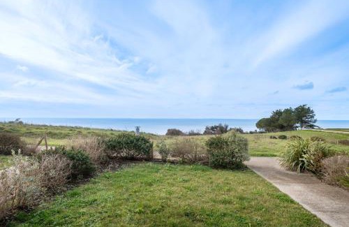 Pornic Apartment | Appartement pour 4 face mer plage + piscine