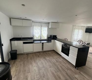 Vico Apartment | Appartement proche de la rivière et de la plage !