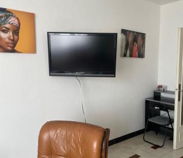 Colombiers Apartment | Appartement proche du canal du midi