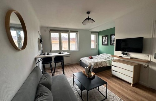 Maisons-Alfort Apartment | Appartement proche Paris et métro - Parking privé