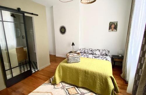 Bourgogne Apartment | Appartement quartier historique Orleans