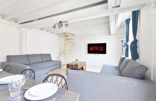 Quartier de la Roquette Apartment | Appartement Quartier Place de la Bastille Free Netflix