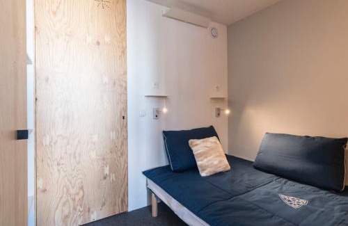Arc-2000 Apartment | Appartement rénové 3 pièces avec balcons, WIFI, proche centre station - FR-1-346-533