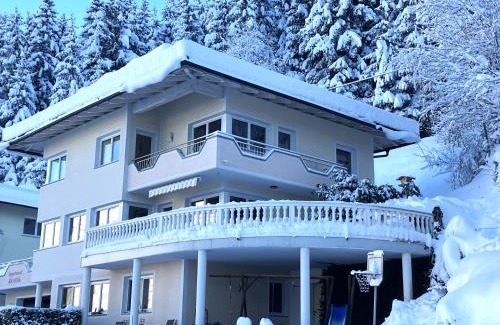Hainzenberg Apartment | Appartement Ramona