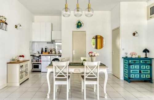 Port Rive Gauche Apartment | Appartement rez-de-chaussée Plage du Grazel
