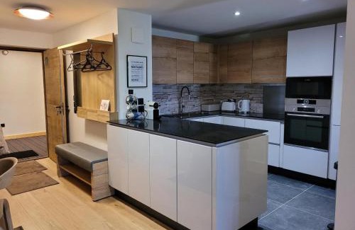 La Rosiere Apartment | Appartement Spa Avec Terrasse, Billard, Babyfoot et Sauna à 500m des Pistes, Parking Inclus - FR-1-275-184