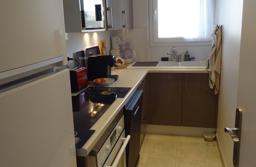 Boulouris-sur-Mer Apartment | Appartement Spacieux et Calme Dans un Écrin de Verdure à 150 Mètres du Littoral