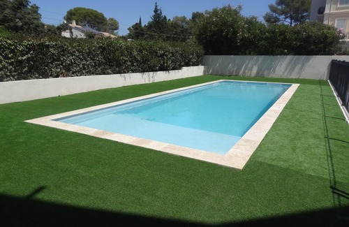 Boulouris-sur-Mer Apartment | Appartement Spacieux et Calme Dans un Écrin de Verdure à 150 Mètres du Littoral