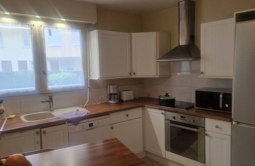 Vaujours Apartment | Appartement Spacieux Avec Jardin Clos. A 15mn de L'aéroport CDG