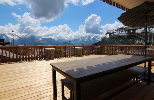 Jeux Apartment | Appartement spacieux 3 pièces avec grande terrasse au cœur de l'Alpe d'Huez, parking et casier à skis inclus - FR-1-405-8