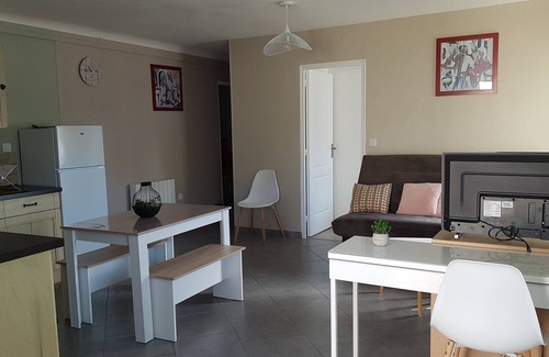 La Rochelle Apartment | Appartement T2/2-4 Pers. + Cour de 27m2