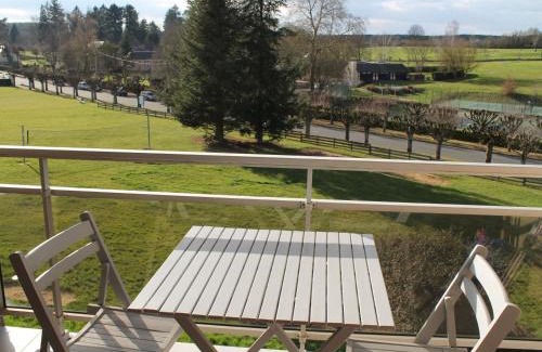 La Roche-Posay Apartment | Appartement T2 avec terrasse à 100m des Thermes, Wi-Fi, proche centre de La Roche-Posay - FR-1-541-23