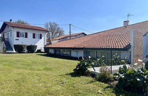 Cambo-les-Bains Apartment | Appartement T2 Bis avec jardin privé et tout confort à Cambo-les-Bains - FR-1-495-21