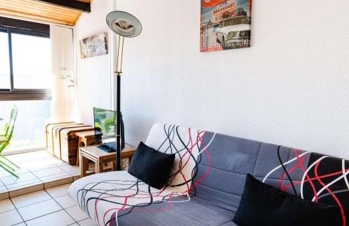 Narbonne-Plage Apartment | Appartement T2 Cabine - Front de Mer, Parking Privé, 4 Couchages, Narbonne - FR-1-409-6