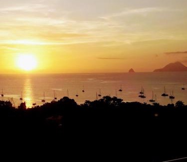Sainte-Anne Apartment | Appartement T2 Sainte Anne Caritan Melody Sunset
