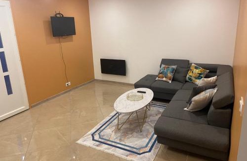 Drap Apartment | Appartement T3 dans une villa au calme
