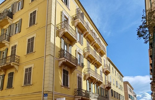 Corse-du-Sud Apartment | Appartement T5 au Coeur de la Vieille Ville Tout à Pied