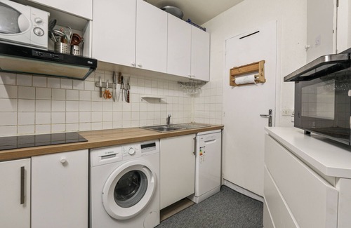 Quartier Saint-Ambroise Apartment | Appartement Ternaux - Welkeys