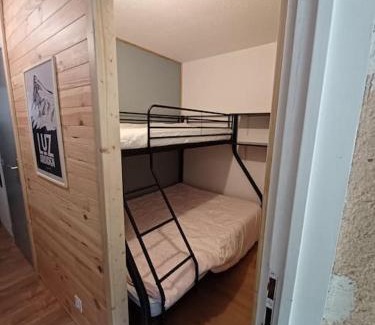 Esquieze-Sere Apartment | Appartement, Terrasse, Soleil, Luz