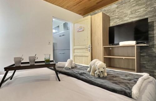 Le Lavachet Apartment | Appartement Tignes 2100 - 4-6 personnes - 1 chambre - 4 lits - Wifi haut débit - Parking couvert inclus