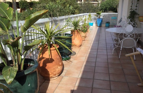 Caucade Apartment | Appartement Traversant Dernier Étage. Vue mer 2 Grandes Terrasses