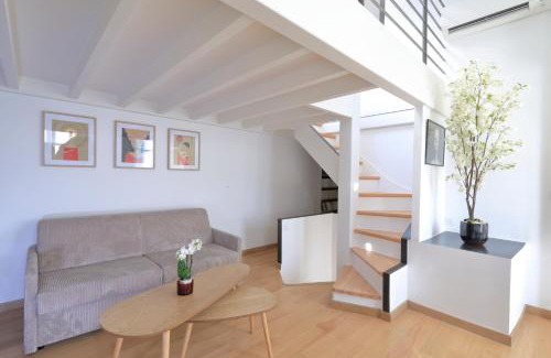 Quartier de la Roquette Apartment | Appartement Triplex refait à neuf à Bastille
