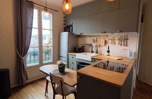 Pere Lachaise Apartment | Appartement typiquement parisien, sécurisé et central !