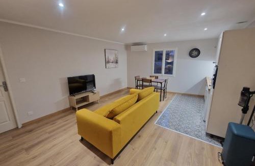 Vezzani Apartment | appartement vezzani