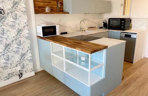 Saint-Aygulf Apartment | Appartement Vue Mer - Parking - Piscine - Plage