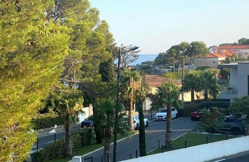 Saint-Aygulf Apartment | Appartement Vue Mer - Parking - Piscine - Plage