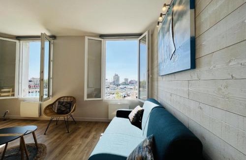 La Rochelle City Centre Apartment | Appartement vue port - quai valin