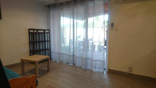 Sainte-Marie-la-Mer Apartment | Appartements dans résidence Avec piscine - Mer à 500m