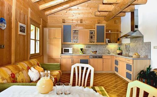 Compaccio Apartment | Appartements Karbon