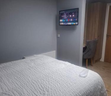 Daingean Apartment | Appartment 3 at Busy Bee
