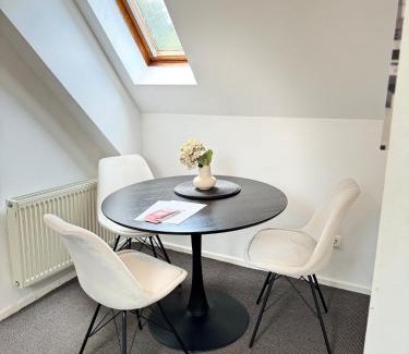 Westend Apartment | Appartment im DG Berlin/5 min zur Messe