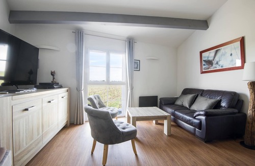 Saint-Martin-de-Re Apartment | Appartment PERTUIS .