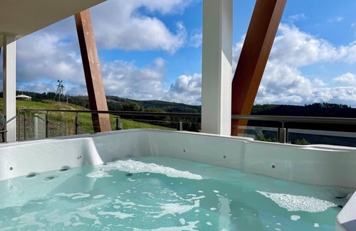 Neuastenberg Apartment | Appartment with jacuzzi & sauna in Winterberg