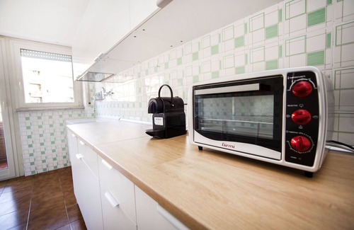 Tuscolano Apartment | Appia Near Underground Station