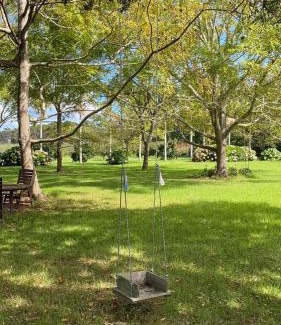 Tawharanui Villa | Apple Cider Lodge