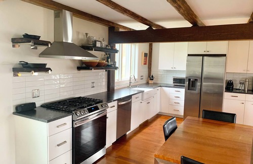 Warren Other | Apple Tree Farmhouse in Warren, Vermont