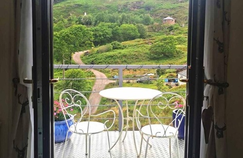 Applecross House | Applecross Holiday Home, sleeps 14 (7 en suite bedrooms)