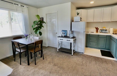 Applegate Apartment | Applegate getaway
