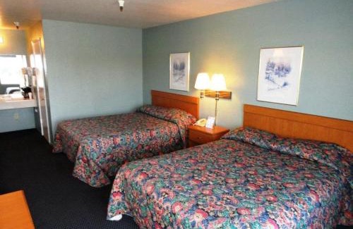 Atwater Hotel | Applegate Inn