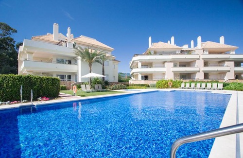 New Golden Mile Apartment | Appt 401-3-Bed-Heaven Beach-Paseo-All year heated pool-Free Bikes