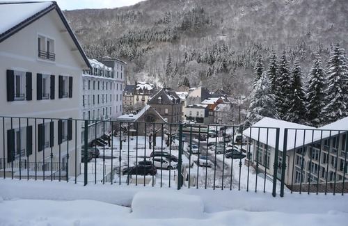 Mont-Dore Apartment | APPT. CITY CENTER (6 to 7 PEOPLE) 3 bedrooms/2. Water/2 toilets